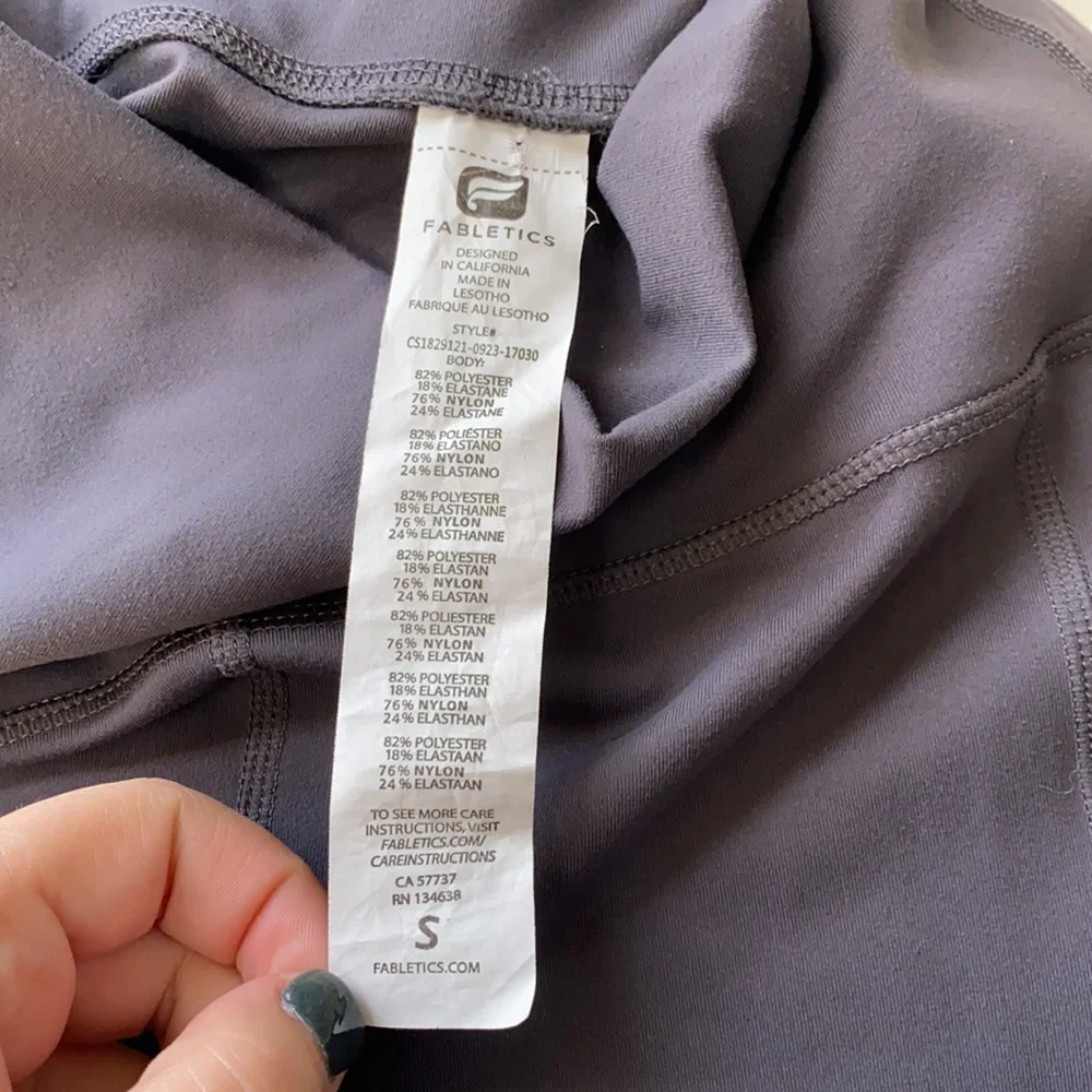 Fabletics Leggings Size S - Picture 3 of 8